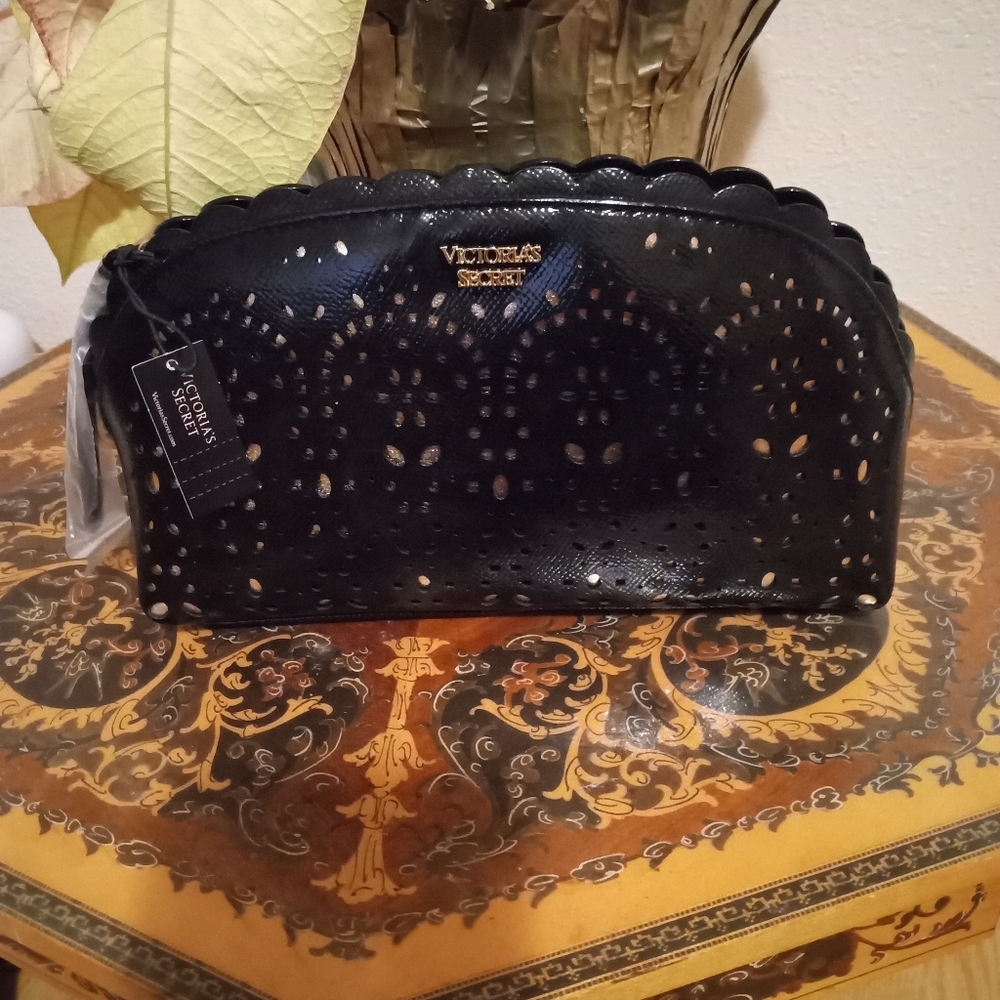 Victoria's secret cosmetic bag
